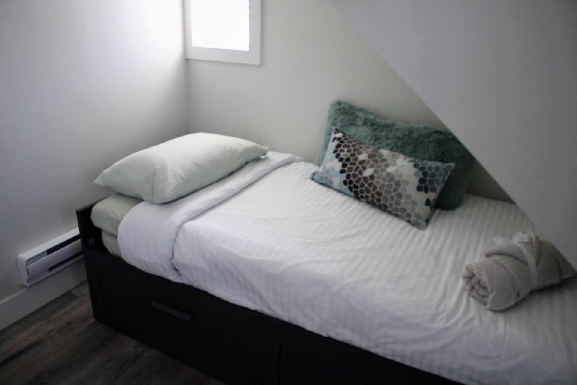 Bright And Cozy Modern Home In Vancouver - Central To Yvr-Downtown - Free Private Parking Eksteriør billede