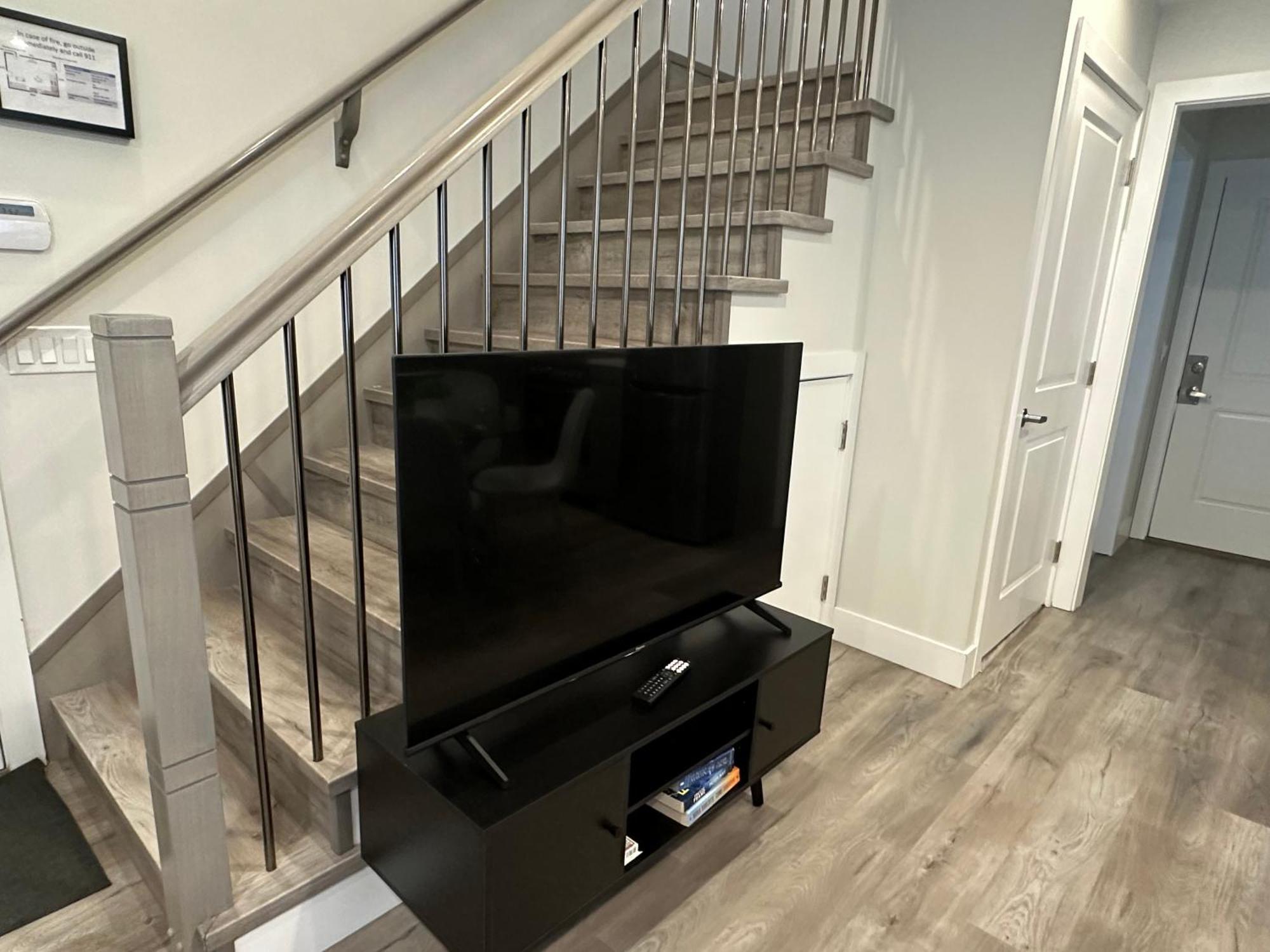 Bright And Cozy Modern Home In Vancouver - Central To Yvr-Downtown - Free Private Parking Eksteriør billede