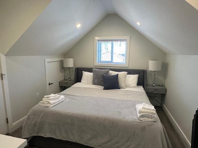 Bright And Cozy Modern Home In Vancouver - Central To Yvr-Downtown - Free Private Parking Eksteriør billede